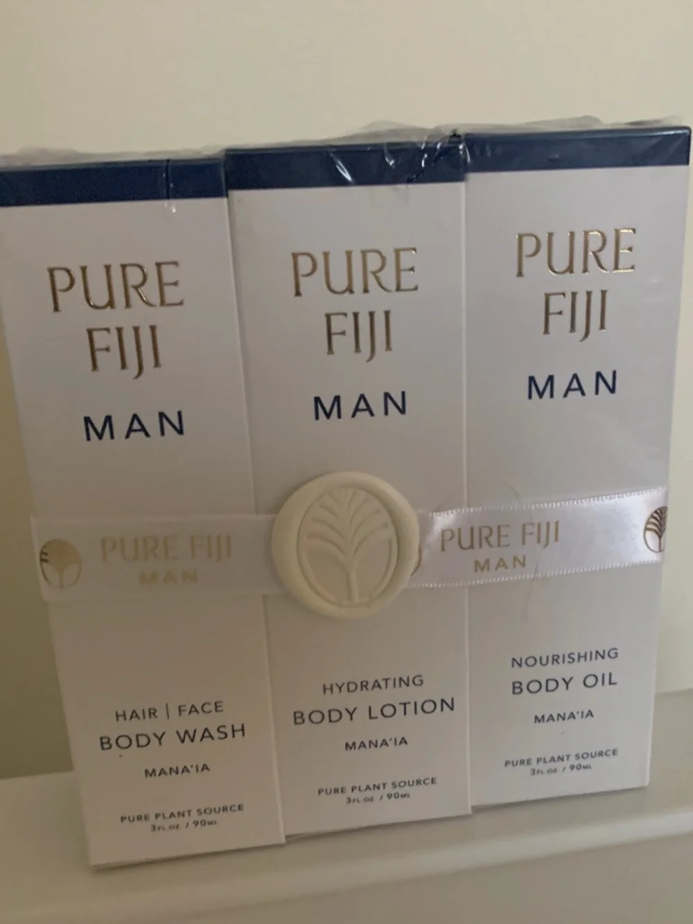 PURE FIJI MAN    NWT  BODY CARE TRIO